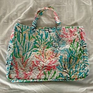 Coral pattern tote
